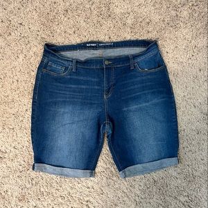 Old Navy curvy shorts 💛
